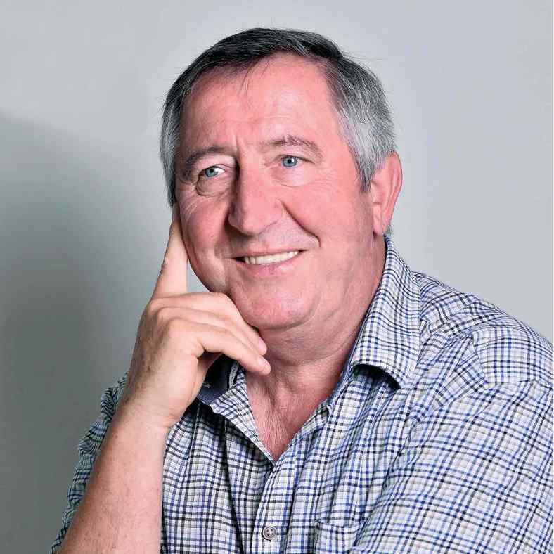 Varmuzsa Peter