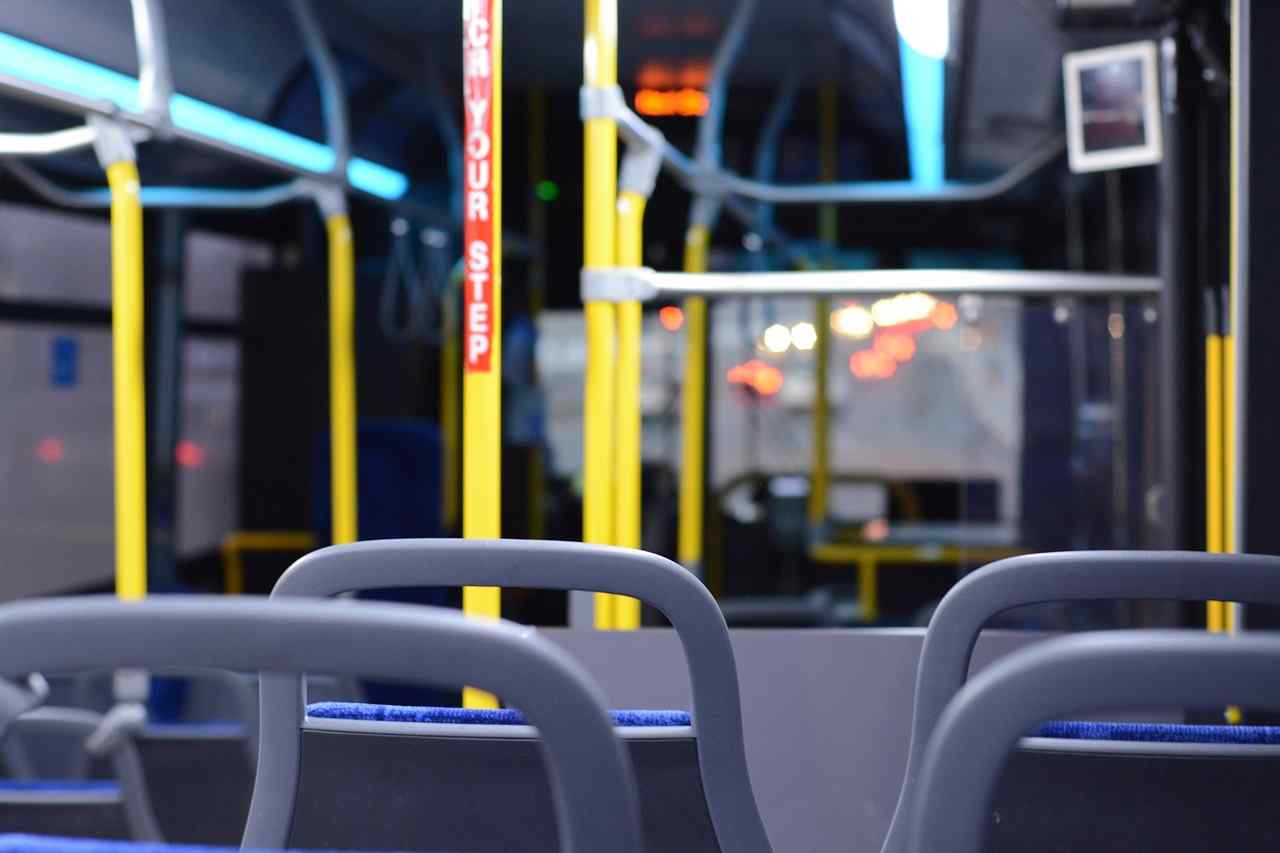 Bus 1263266 1280