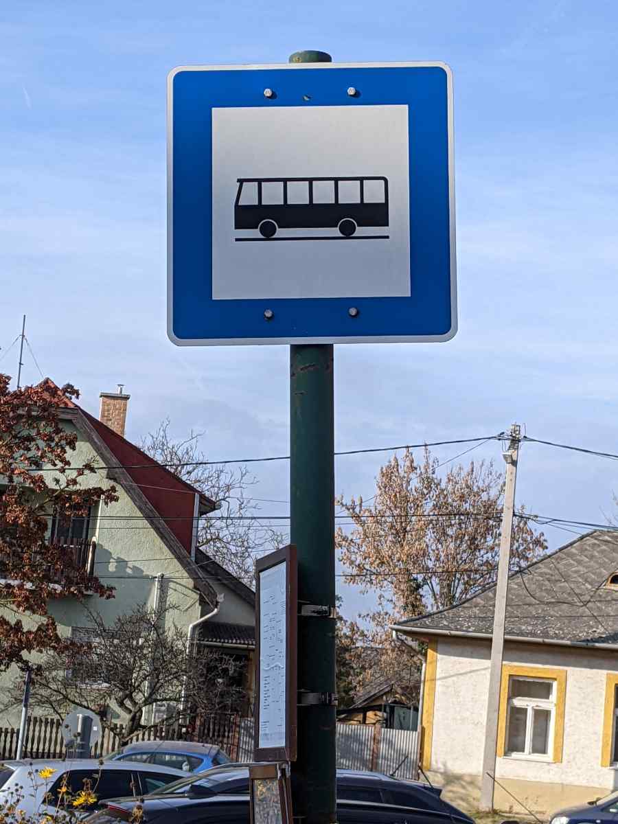 Buszmegallo